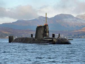 вмс великобританії уніфікують системи управління підводних човнів